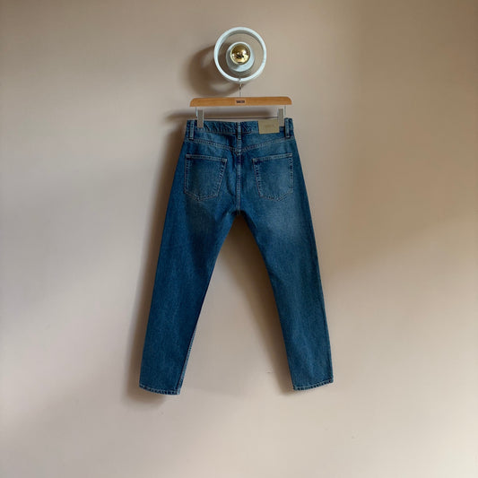 Regular Taper Jean in Mid Wash
