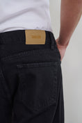 Load image into Gallery viewer, Super Relax Jean in Black