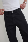 Load image into Gallery viewer, Super Relax Jean in Black