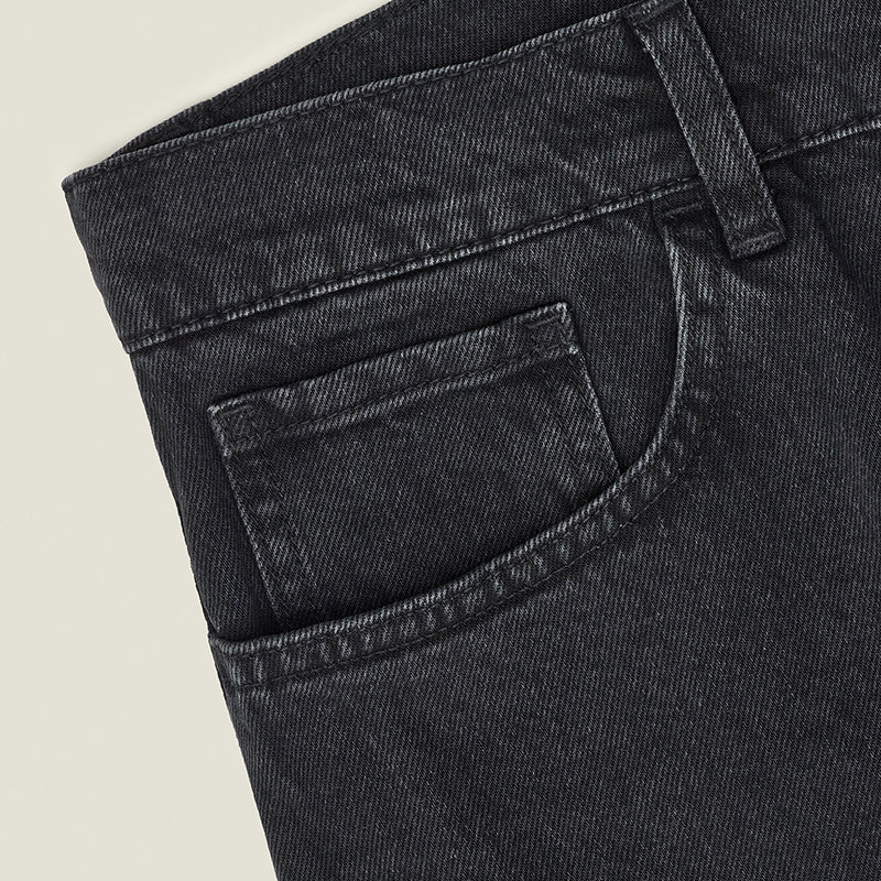 Regular Taper Black Jeans