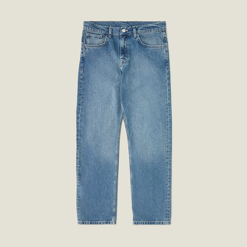 Dead Straight Jeans in Mid Wash