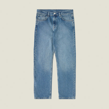 Dead Straight Jeans in Mid Wash