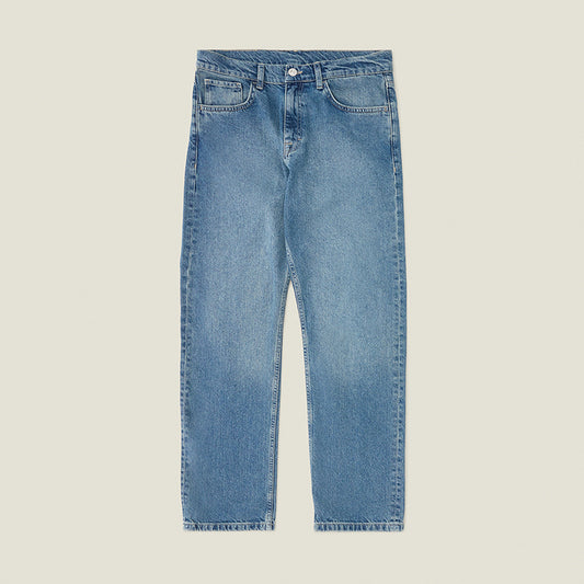 Dead Straight Jeans in Mid Wash