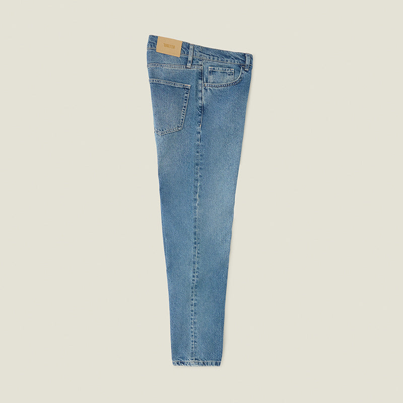 Dead Straight Jeans in Mid Wash