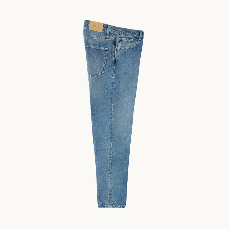 Dead Straight Jeans in Mid Wash