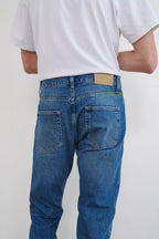Regular Taper Jean in Mid Wash