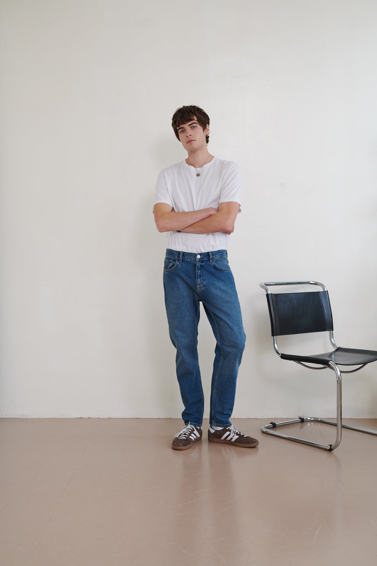 Dead Straight Jeans in Mid Wash
