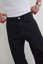 Super Relax Jeans in Black
