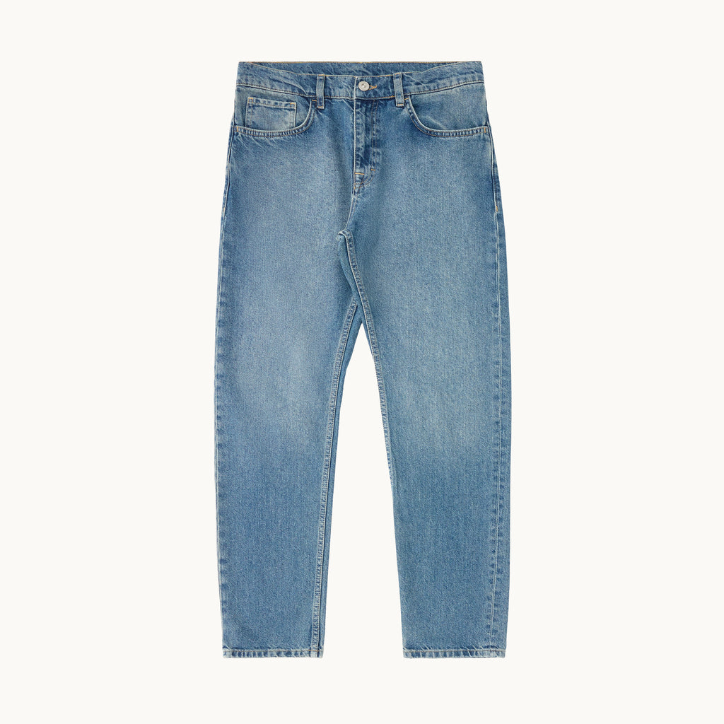 Regular Taper Jean in Mid Wash