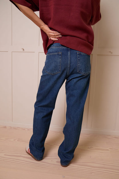 Super Relax Jean in Mid Sand Wash | Sustainable Denim