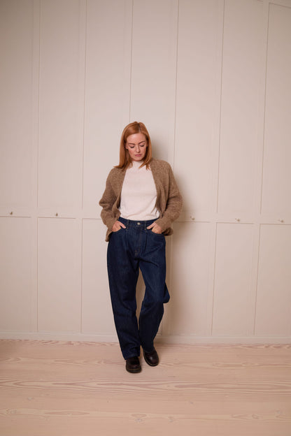 Pleat Relax jean in Rinse Wash