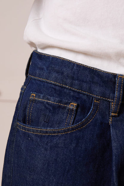 Pleat Relax jean in Rinse Wash